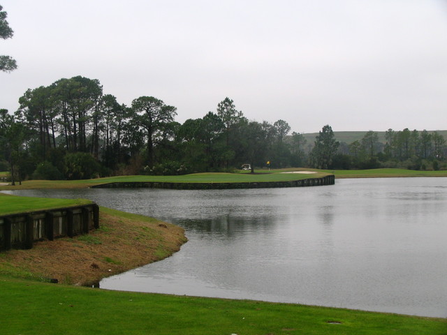 Queen's Harbour Yacht and Country Club