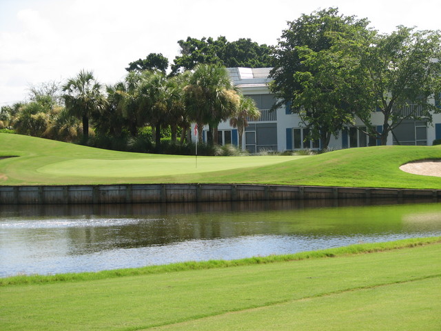 La Playa Golf Course - Water