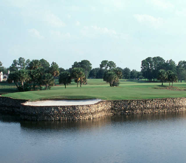 Heathrow Country Club in Heathrow