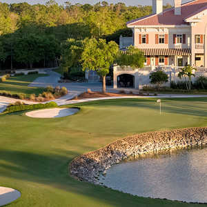 Naples National GC: Clubhouse