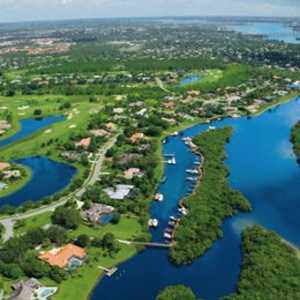 Piper's Landing CC: aerial view