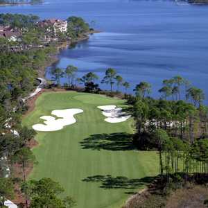 Shark's Tooth - 15th hole