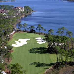 Shark's Tooth - 15th hole