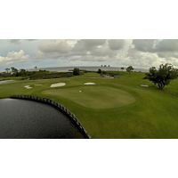 Jerry Pate designed Tiger Point Golf Club in Gulf Breeze, Florida.